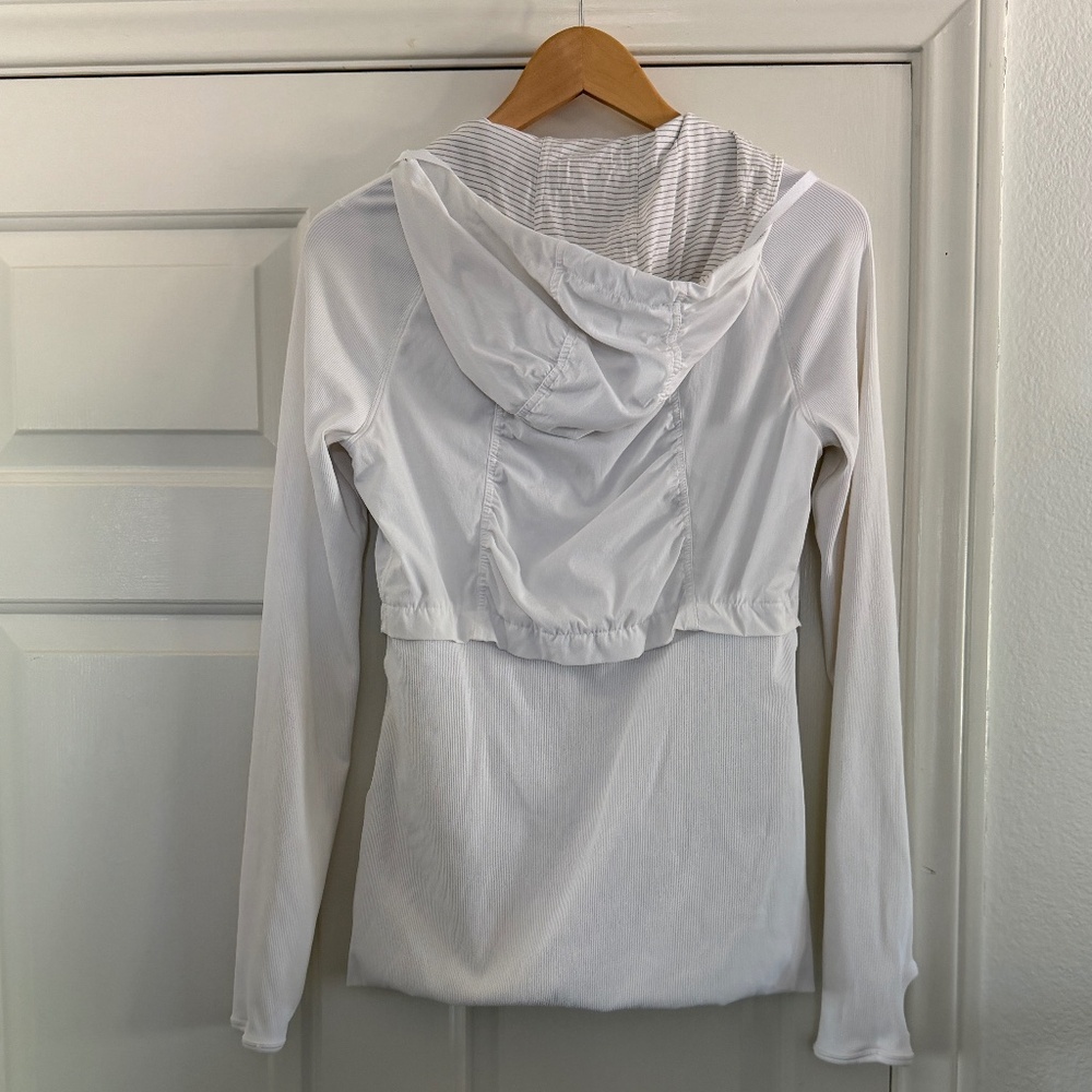 Lululemon hooded Dance Studio Jacket Rib Sleeve SZ 8 - Picture 4 of 13